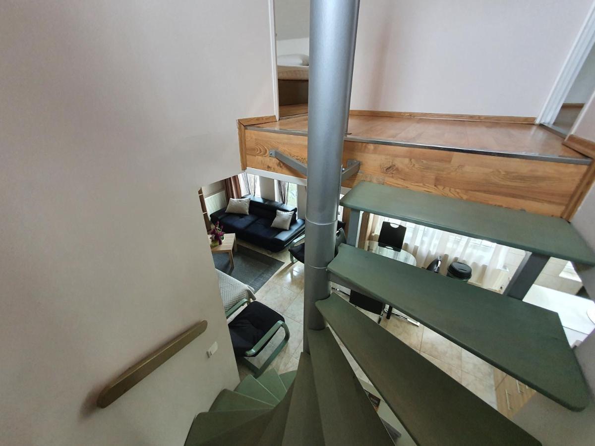 Nyil Apartman Wellnes Debrecen Exterior photo